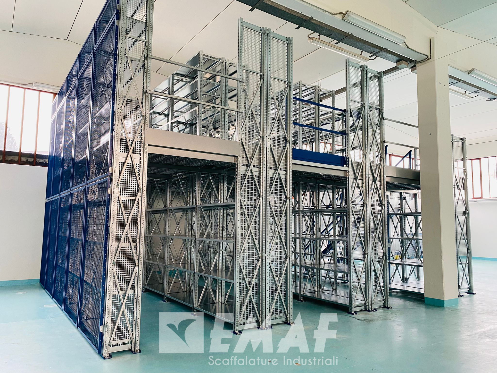 Featured image for “Seismic-resistant shelf structure with mezzanine top installed by Emaf in Pieve di Cento (BO)”
