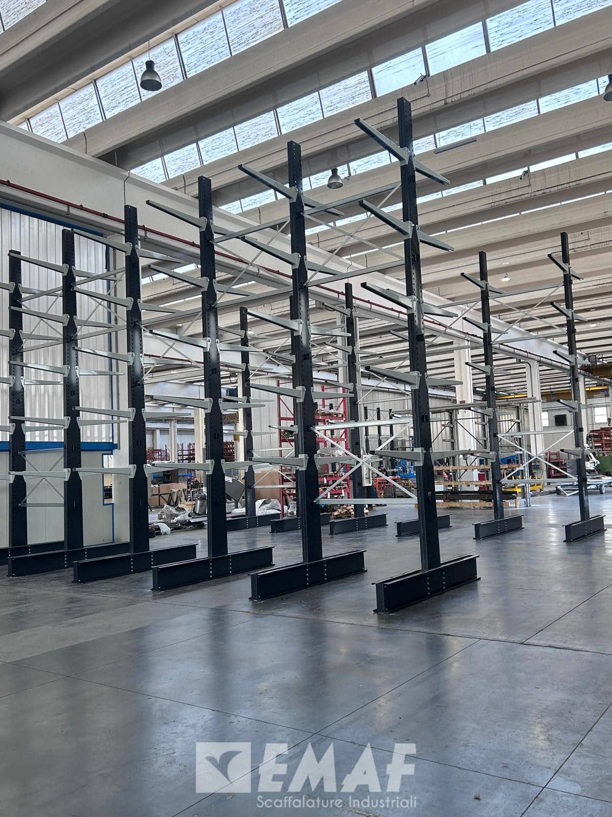 Featured image for “Nuova installazione presso Gasparini Industries: tre strutture cantilever Mantegna a Istrana (TV)”